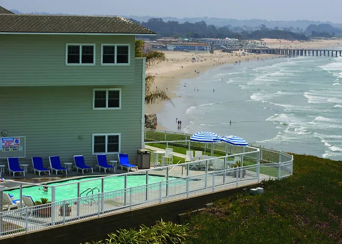 Pismo Lighthouse Suites